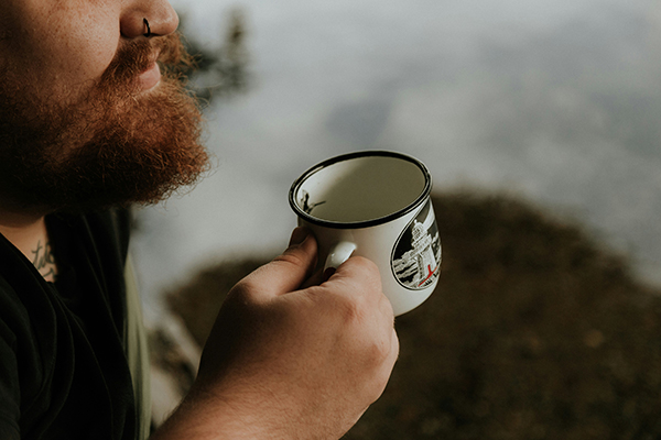 Man experiencing kratom relaxation